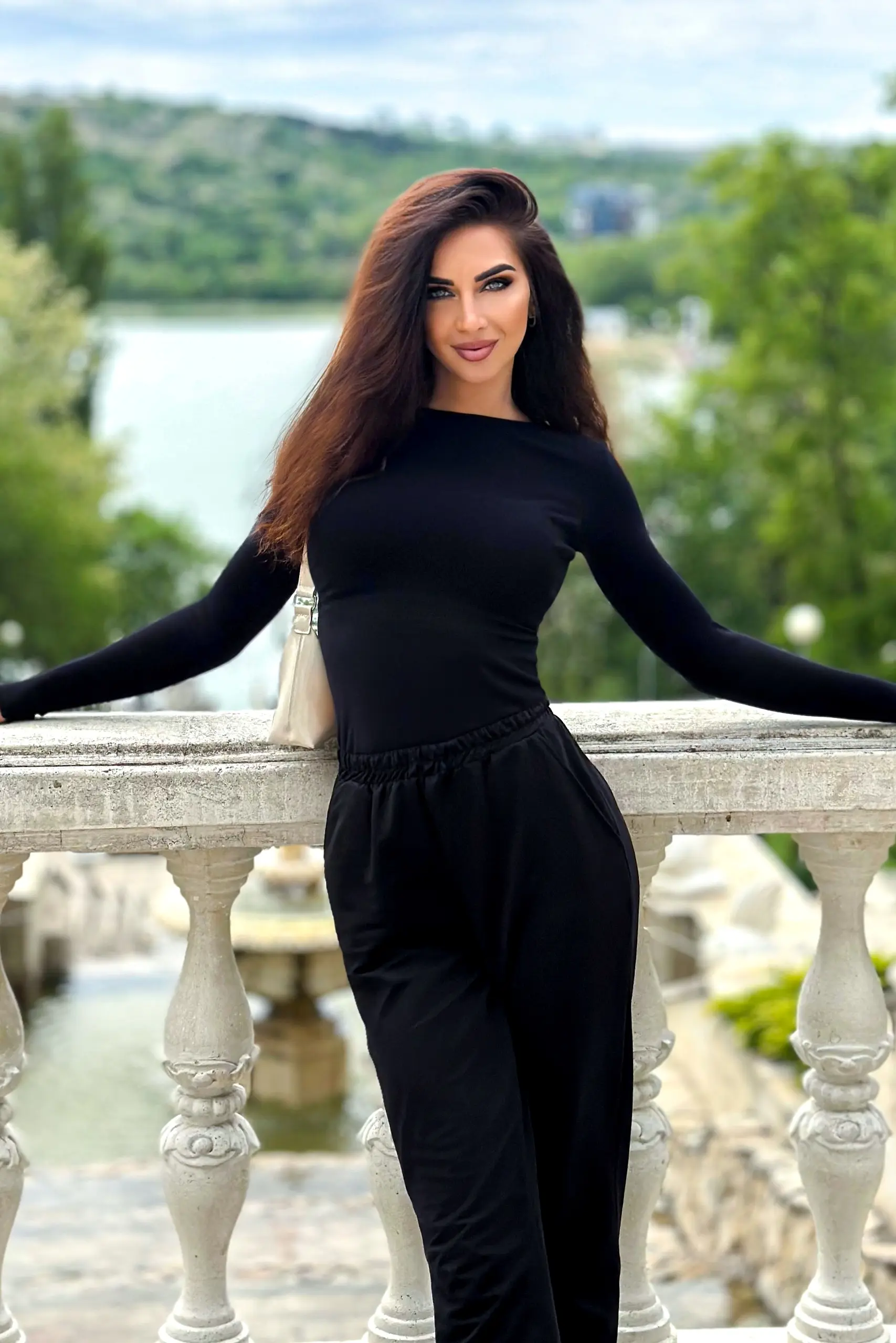 Elena dating uzbek women