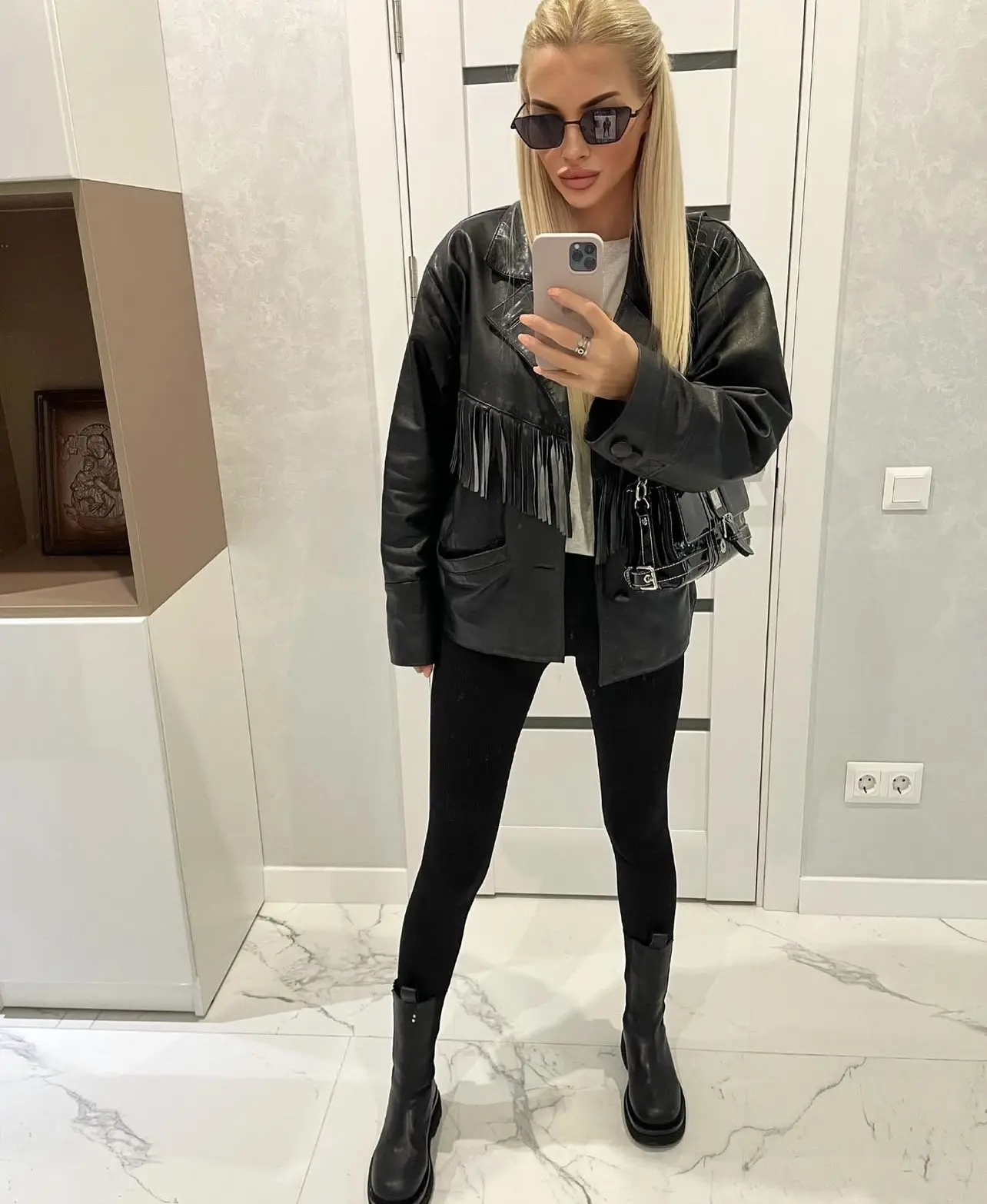 Ilona rencontre femme black