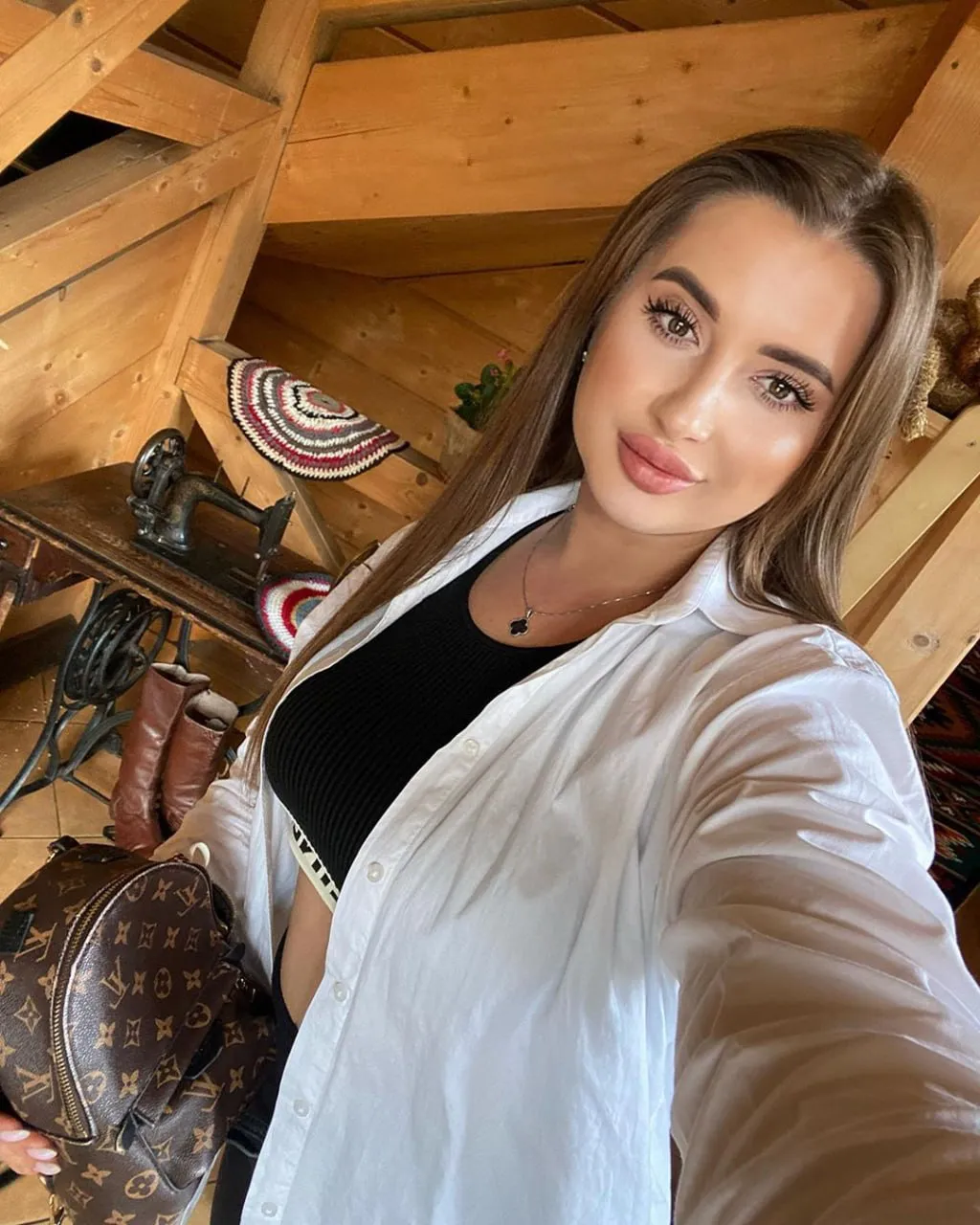 Yulia russische frauen aus dem katalog